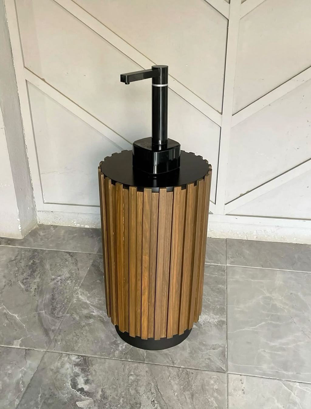 Portagarrafón Modelo Clásico – Guayaba Home